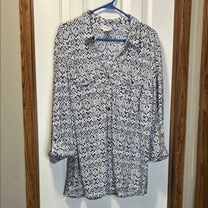 Rebecca Malone Gray and Blue 3/4 Sleeve Button Down Shirt